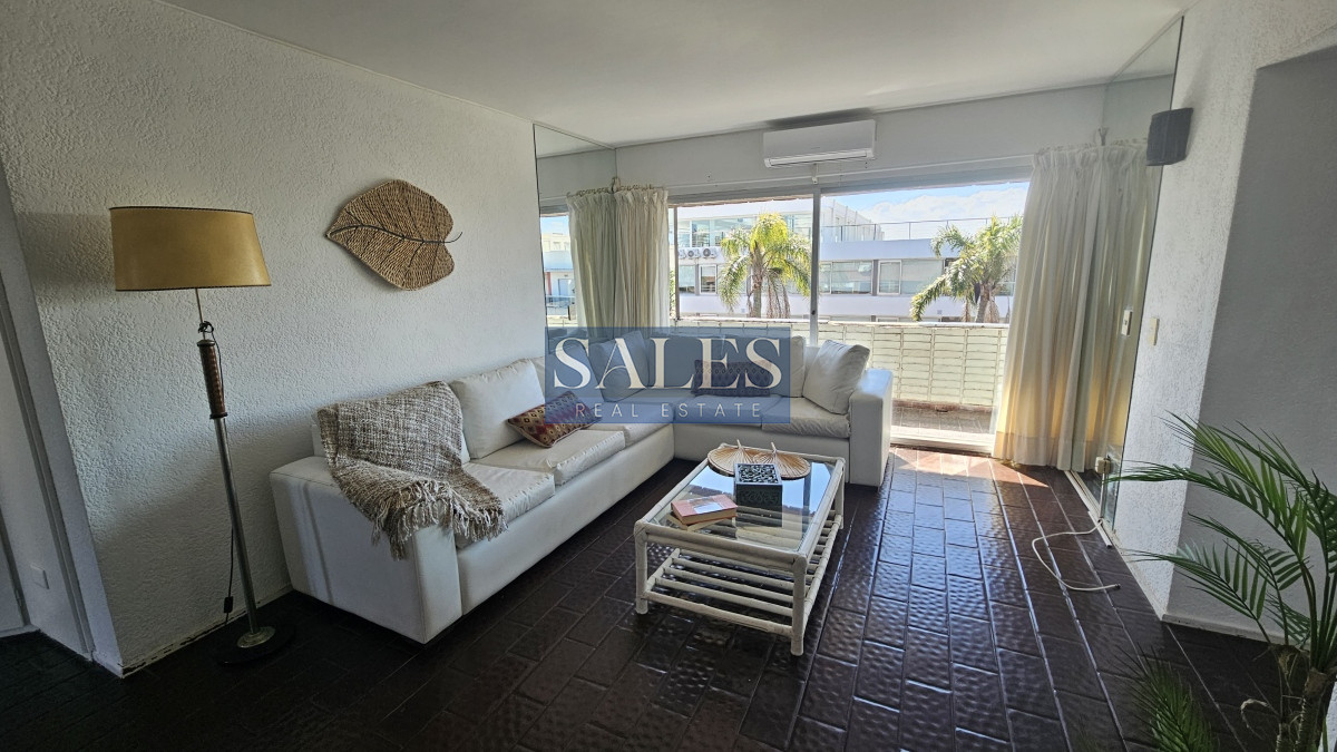 Apartamento ID.930 - Apartamento en venta Península Punta del Este 3 dormitorios