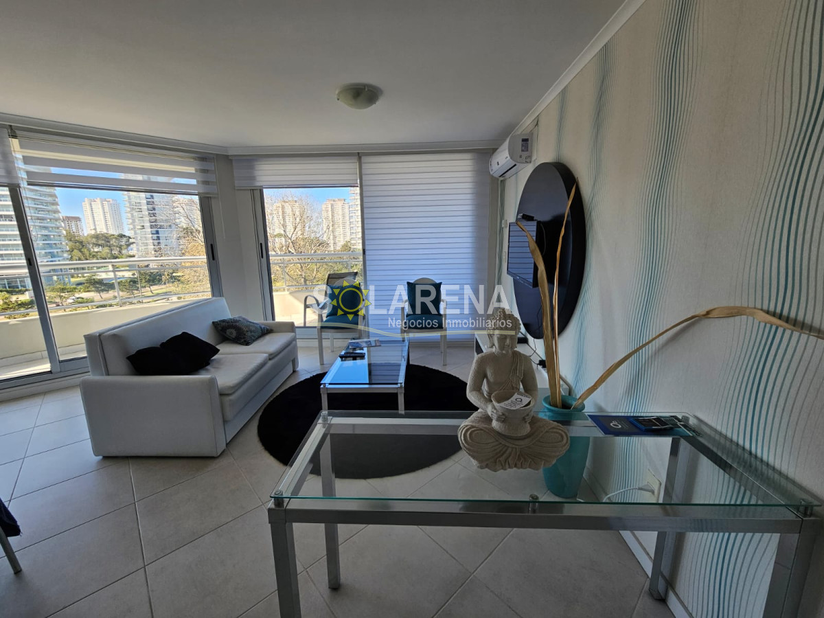 Apartamento ID.171 - Edificio de Categoría con excelentes servicios