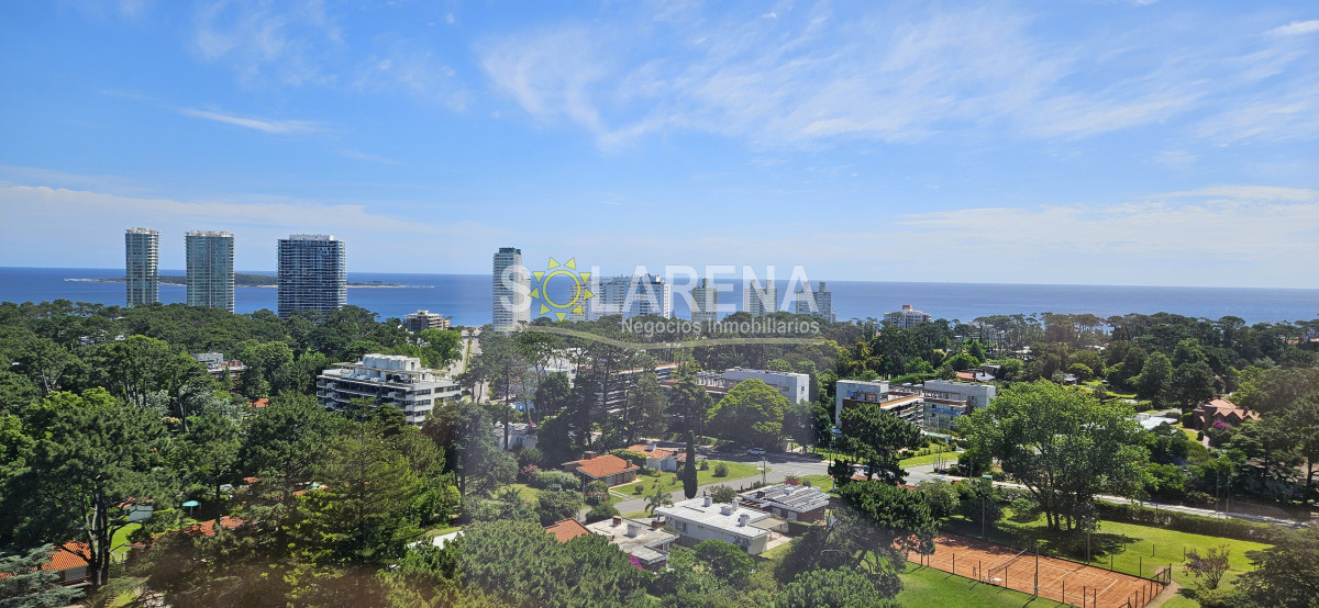 Apartamento ID.207 - Clasica torre, piso alto con vista hermosa a la Mansa