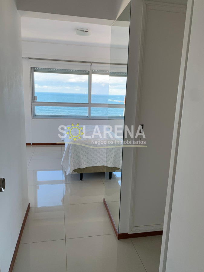 Apartamento ID.892 - Torre de categoría a metros del Puerto, excelente vista al mar