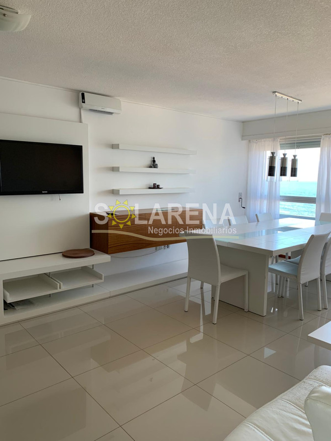 Apartamento ID.892 - Torre de categoría a metros del Puerto, excelente vista al mar