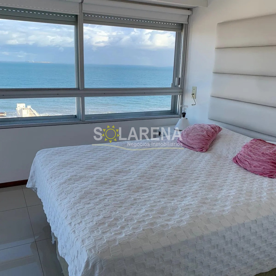 Apartamento ID.892 - Torre de categoría a metros del Puerto, excelente vista al mar