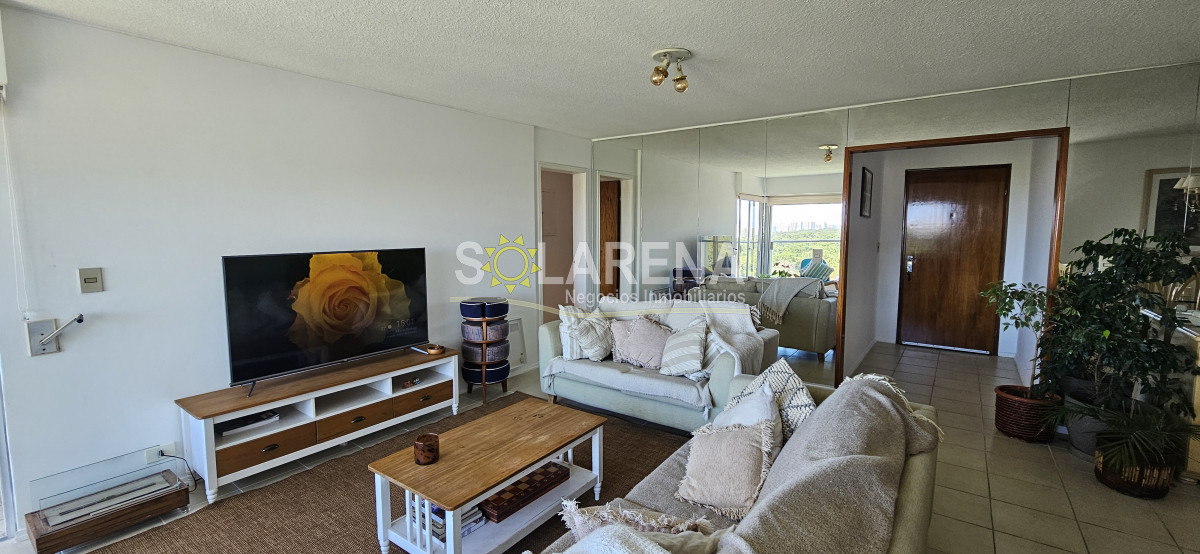 Apartamento ID.207 - Clasica torre, piso alto con vista hermosa a la Mansa