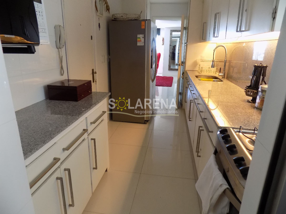 Apartamento ID.296 - Edificio frente al puerto con vista directa al mar