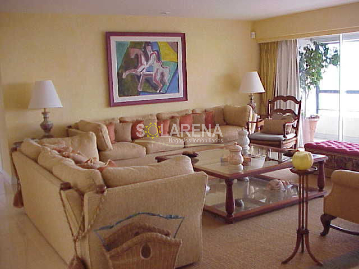 Apartamento ID.609 - Apartamento en Punta del Este, Península