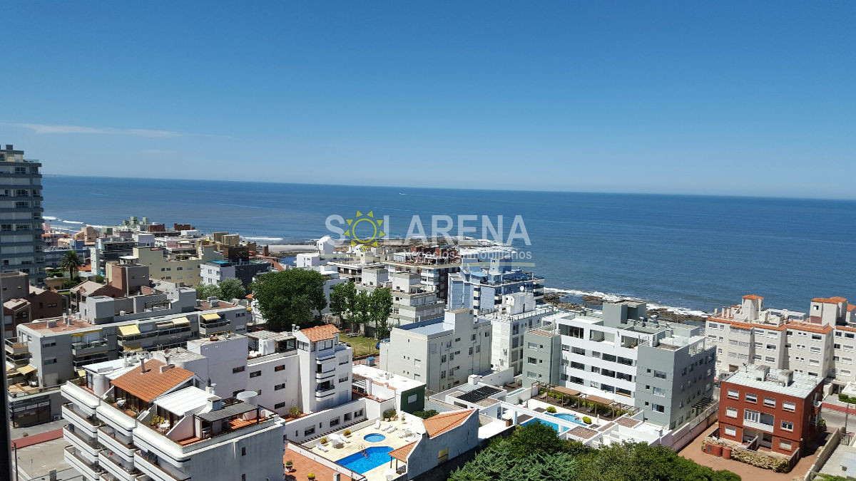 Apartamento ID.892 - Torre de categoría a metros del Puerto, excelente vista al mar