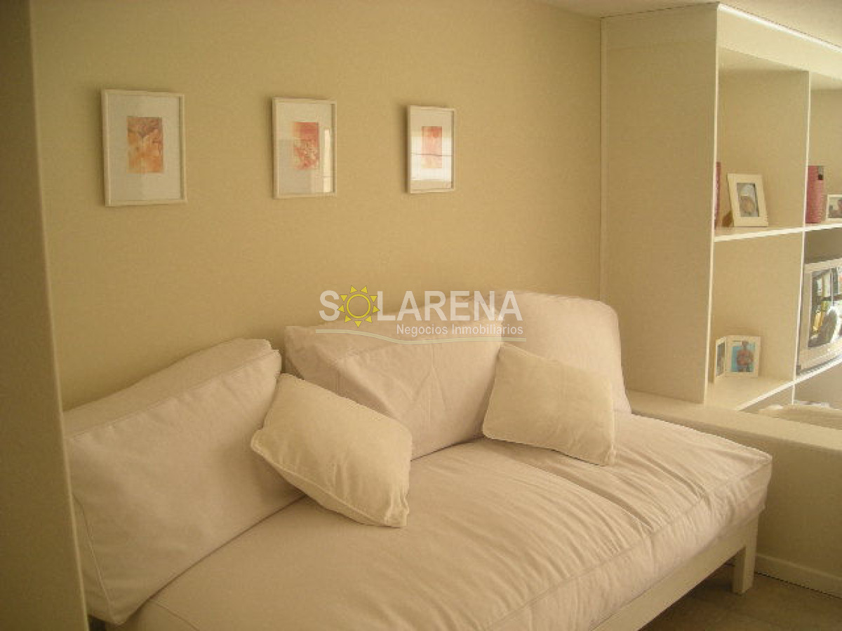 Apartamento ID.89 - Hermoso apartamento en edificio bajo a dos cuadras del puerto