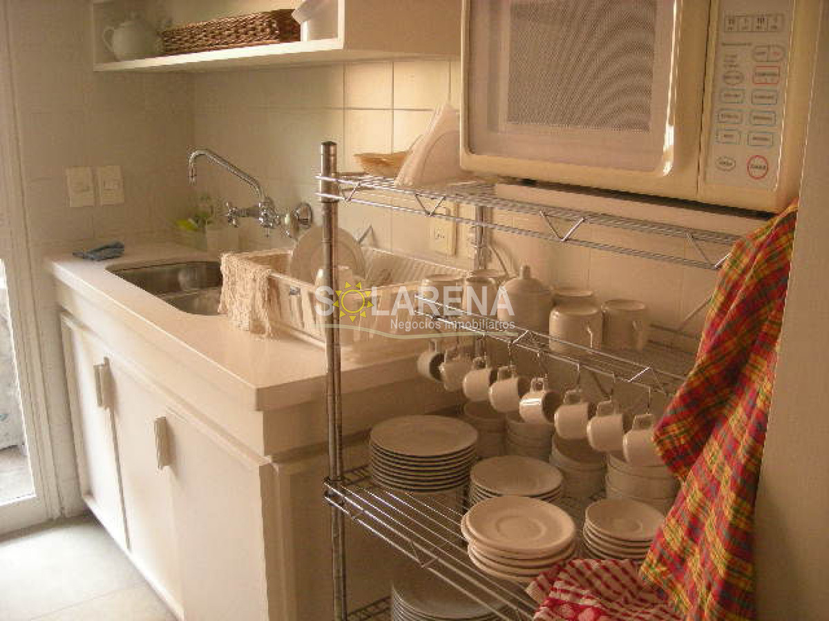 Apartamento ID.89 - Hermoso apartamento en edificio bajo a dos cuadras del puerto