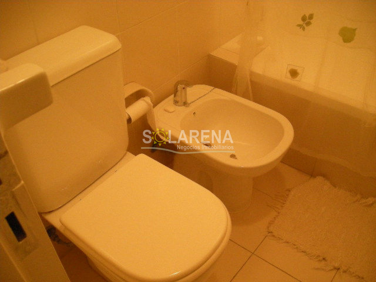 Apartamento ID.89 - Hermoso apartamento en edificio bajo a dos cuadras del puerto