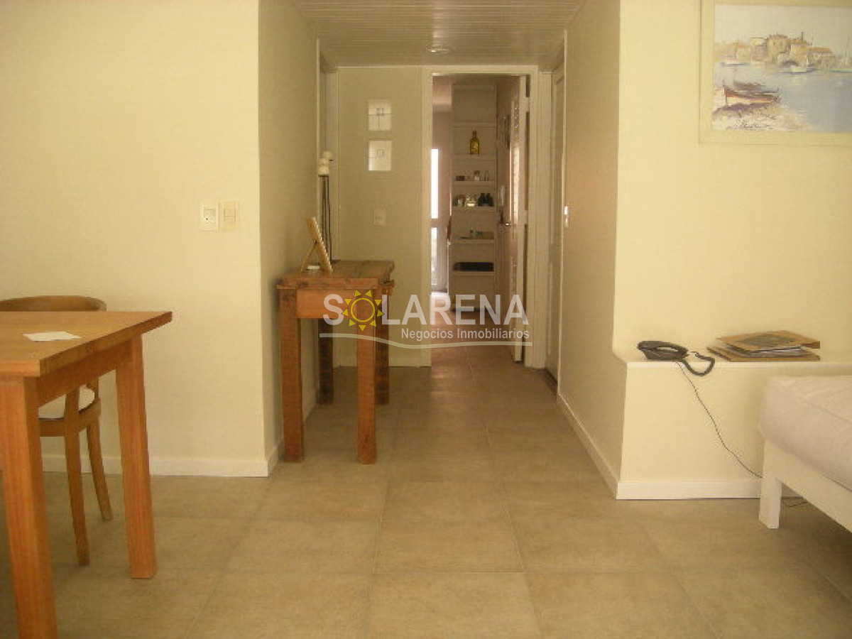 Apartamento ID.89 - Hermoso apartamento en edificio bajo a dos cuadras del puerto