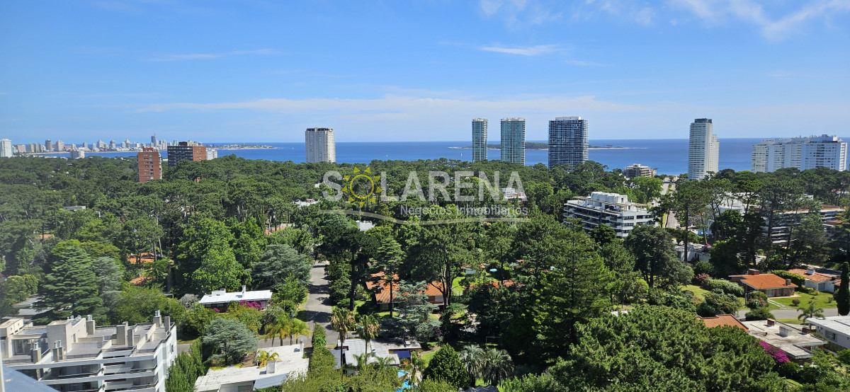Apartamento ID.207 - Clasica torre, piso alto con vista hermosa a la Mansa