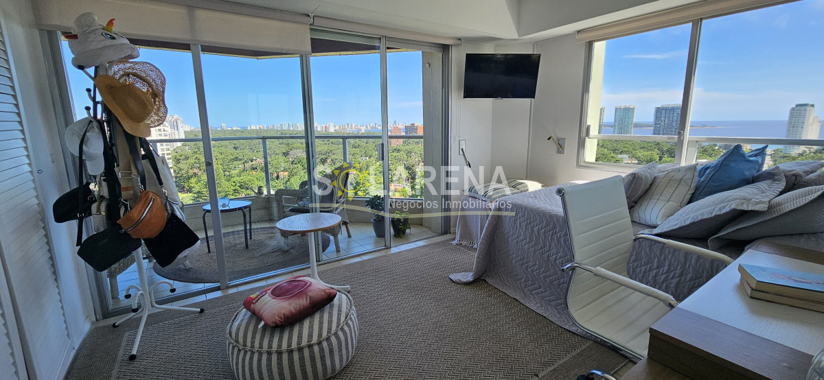 Apartamento ID.207 - Clasica torre, piso alto con vista hermosa a la Mansa