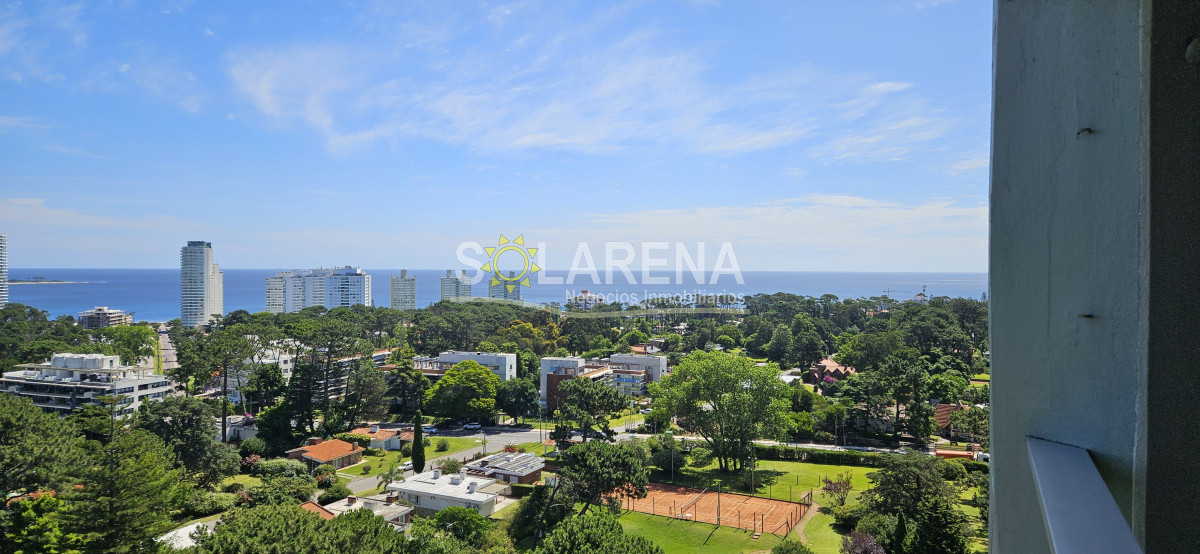 Apartamento ID.207 - Clasica torre, piso alto con vista hermosa a la Mansa