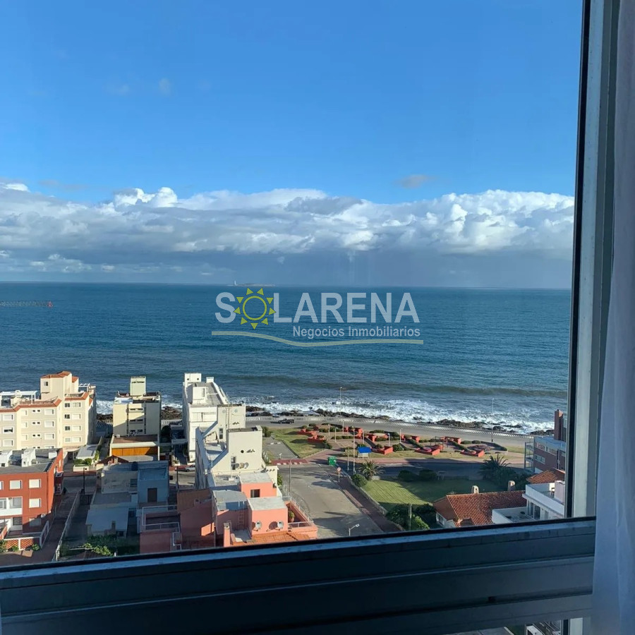 Apartamento ID.892 - Torre de categoría a metros del Puerto, excelente vista al mar