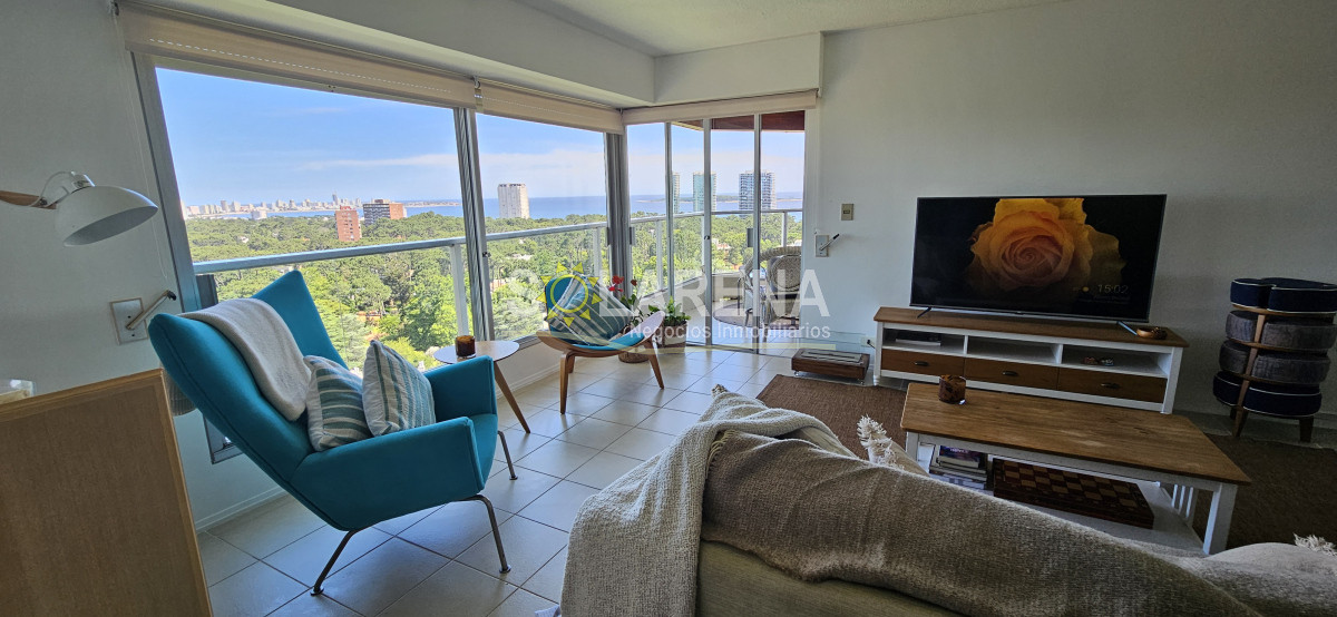 Apartamento ID.207 - Clasica torre, piso alto con vista hermosa a la Mansa