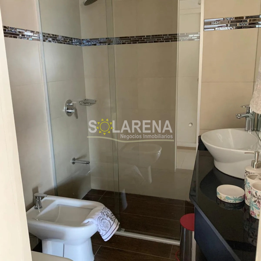 Apartamento ID.892 - Torre de categoría a metros del Puerto, excelente vista al mar