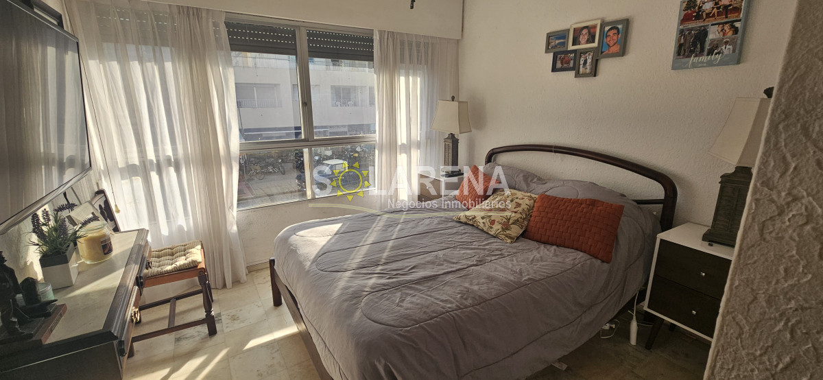 Apartamento ID.6533 - Hermoso apartamento en edificio bajo a dos cuadras de la playa