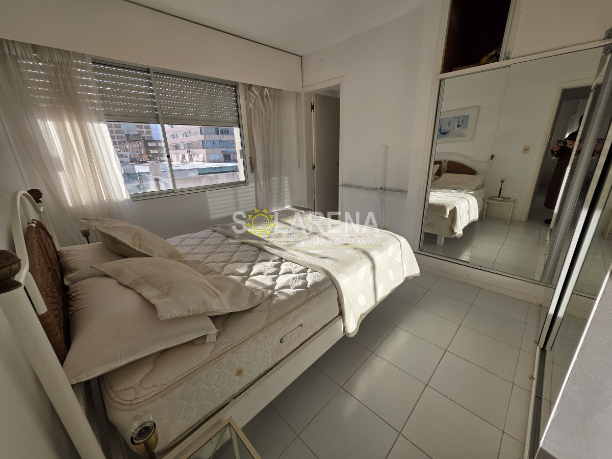 Apartamento ID.912 - EDIFICIO BAJO, PENT HOUSE DUPLEX A UNA CUADRA DEL MAR