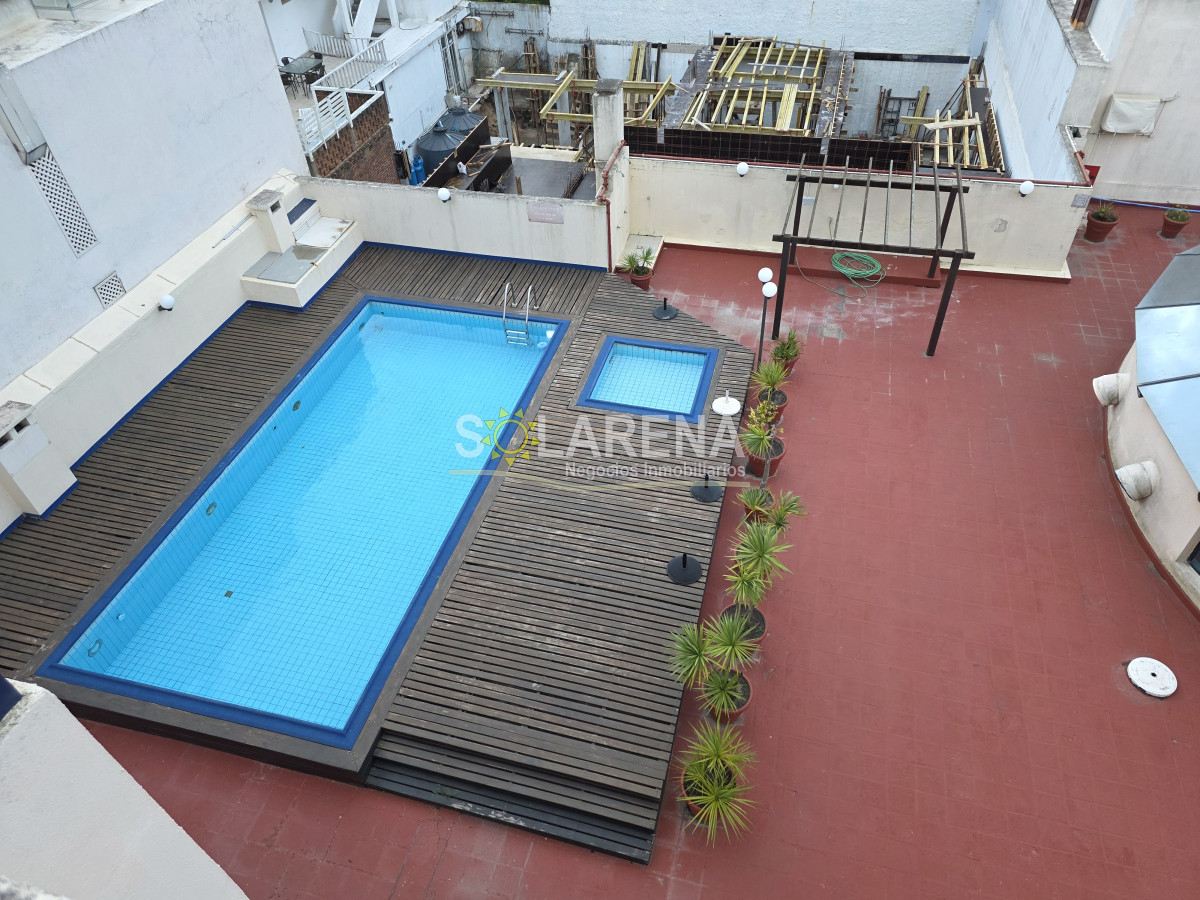 Apartamento ID.964 - EDIFICIO BAJO A UNA CUADRA DE LA PLAYA