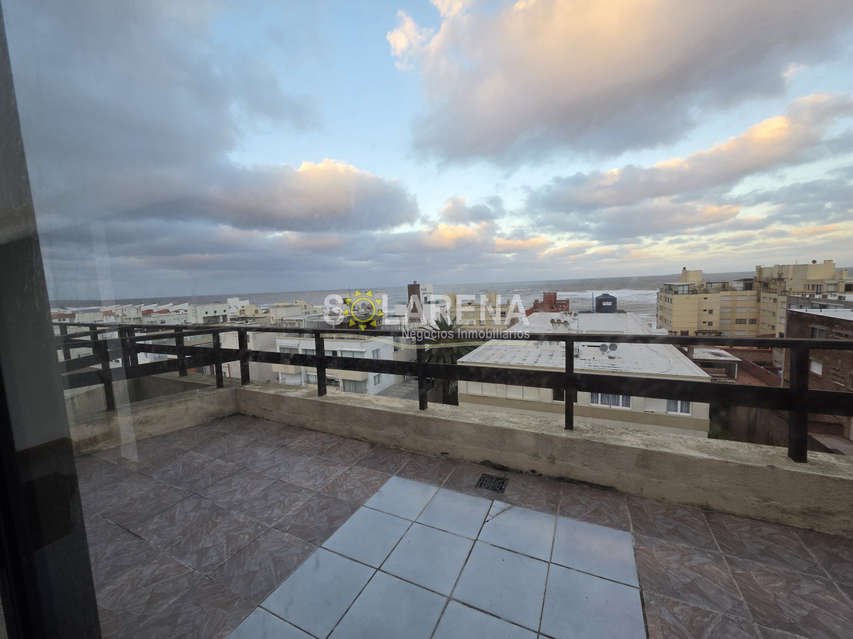 Apartamento ID.964 - EDIFICIO BAJO A UNA CUADRA DE LA PLAYA
