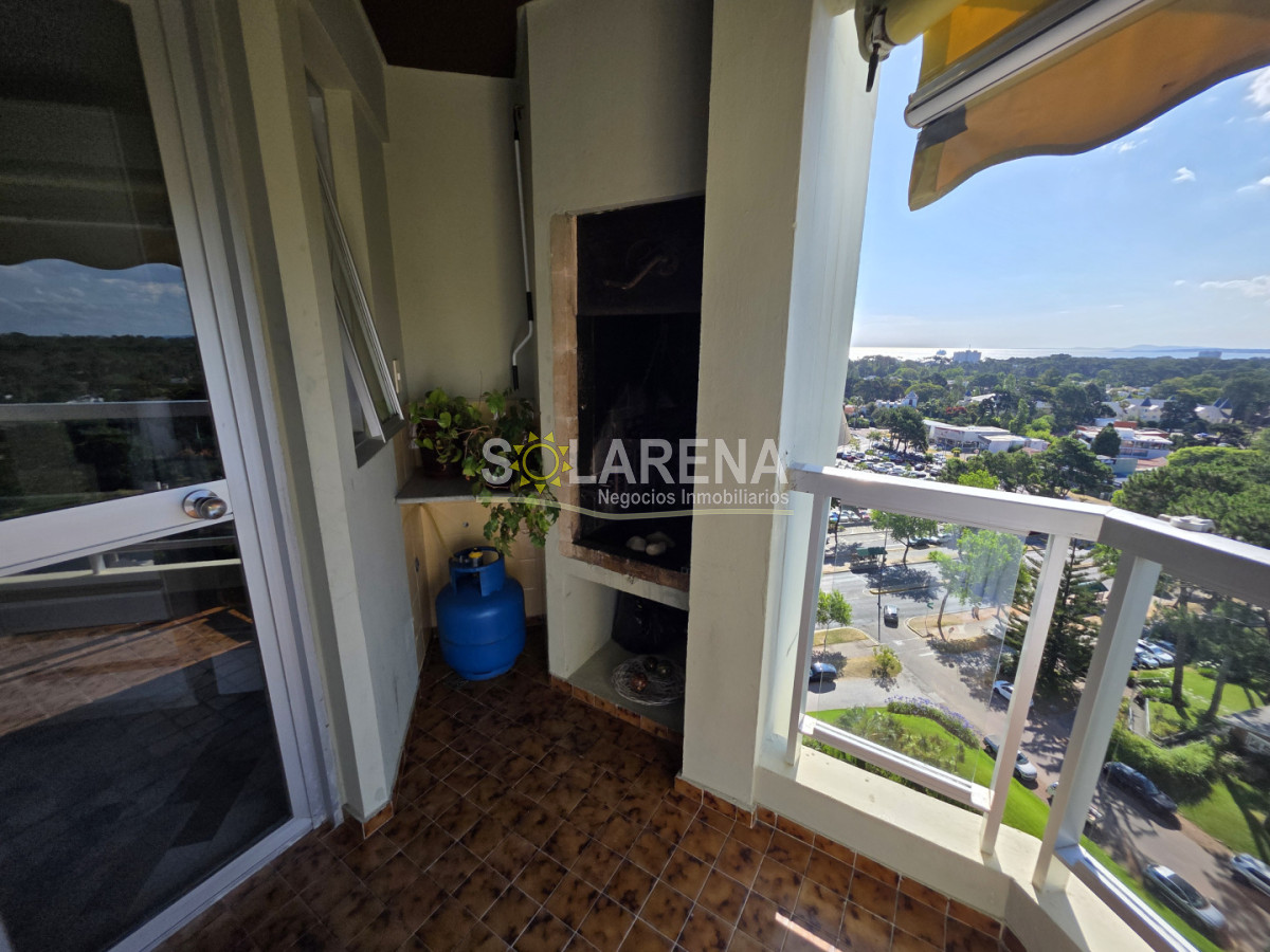Apartamento ID.6475 - Torre de categoría con excelentes servicios 