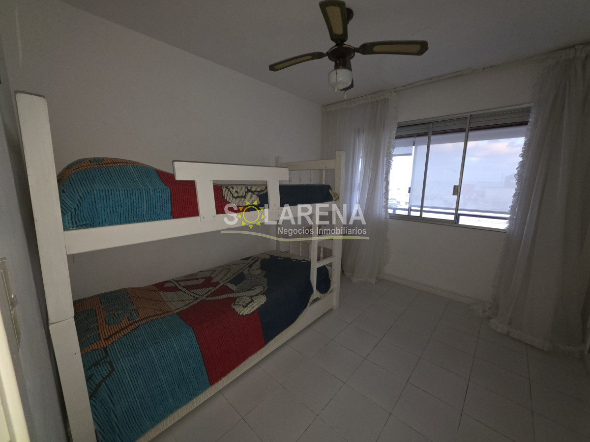 Apartamento ID.964 - EDIFICIO BAJO A UNA CUADRA DE LA PLAYA