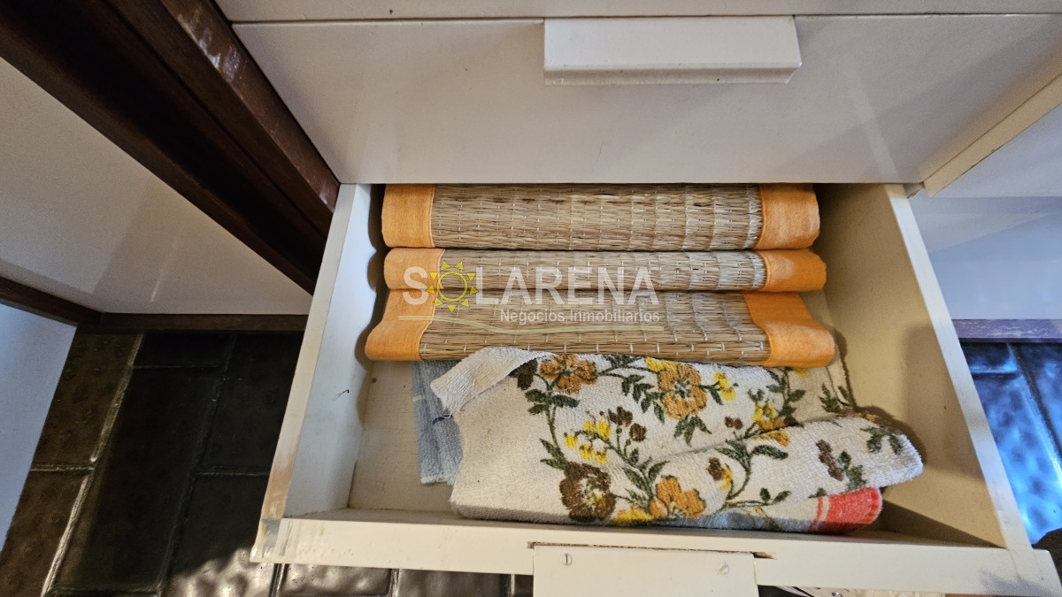 Apartamento ID.562 - Edificio bajo en zona puerto, amplio 