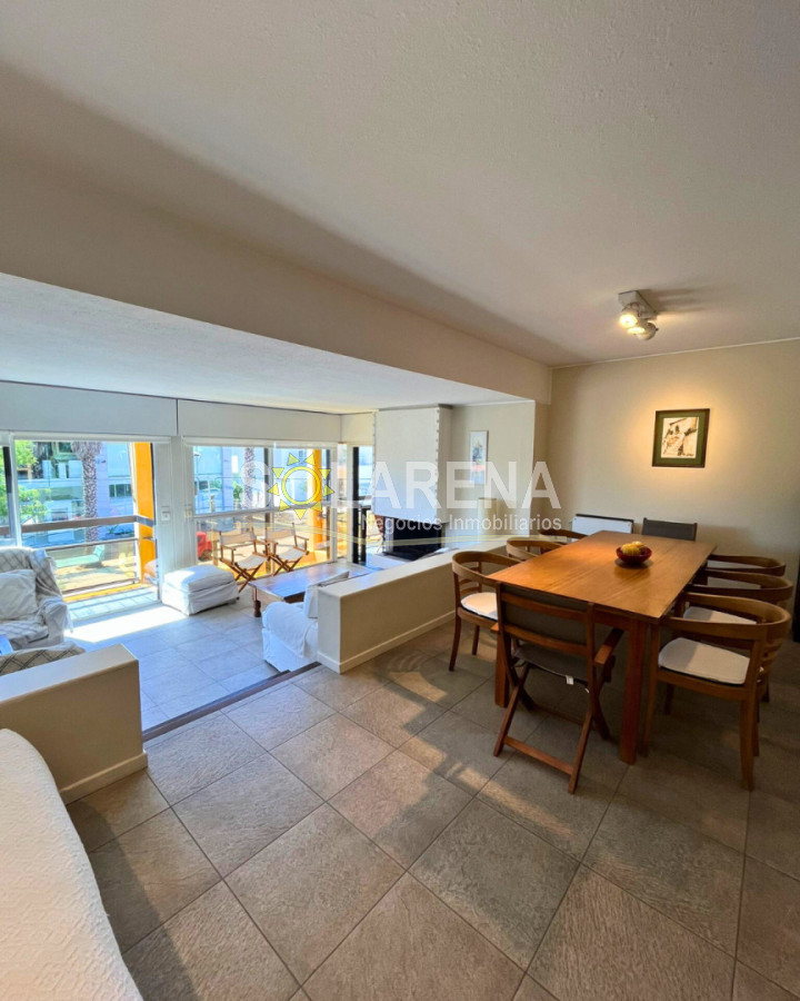 Apartamento ID.89 - Hermoso apartamento en edificio bajo a dos cuadras del puerto