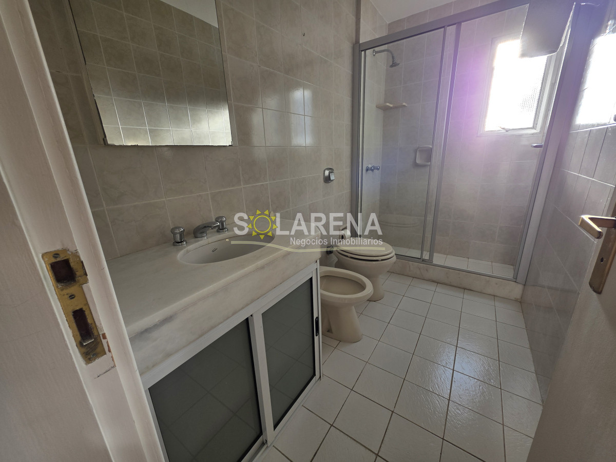 Apartamento ID.912 - EDIFICIO BAJO, PENT HOUSE DUPLEX A UNA CUADRA DEL MAR