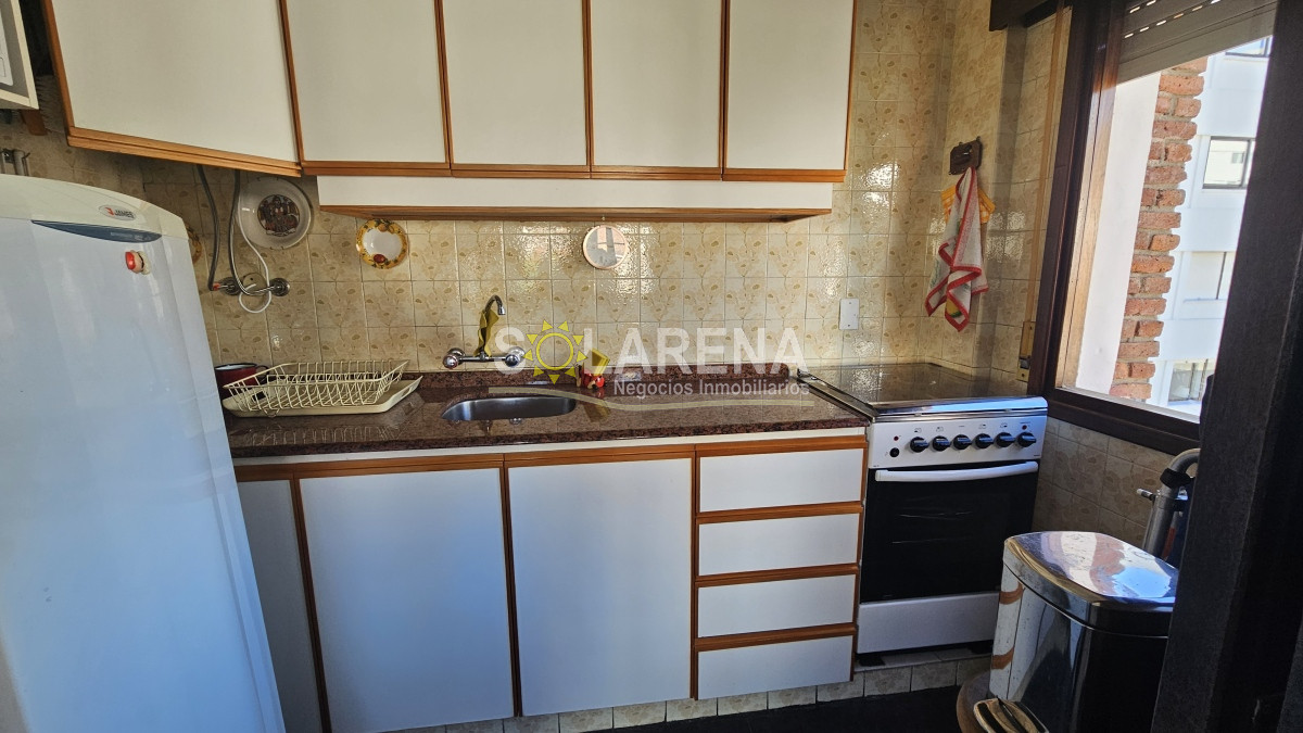 Apartamento ID.6480 - Edificio de 4 pisos con ascensor a una cuadra de la playa Mansa 