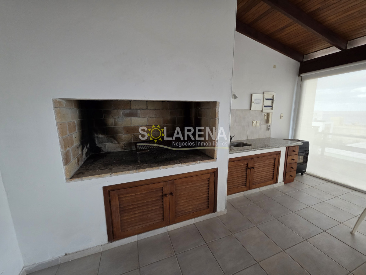 Apartamento ID.912 - EDIFICIO BAJO, PENT HOUSE DUPLEX A UNA CUADRA DEL MAR