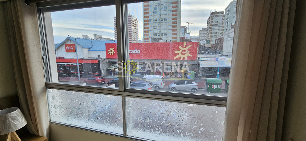 Apartamento ID.853 - EDIFICIO BAJO A UNA CUADRA DE LA PLAYA
