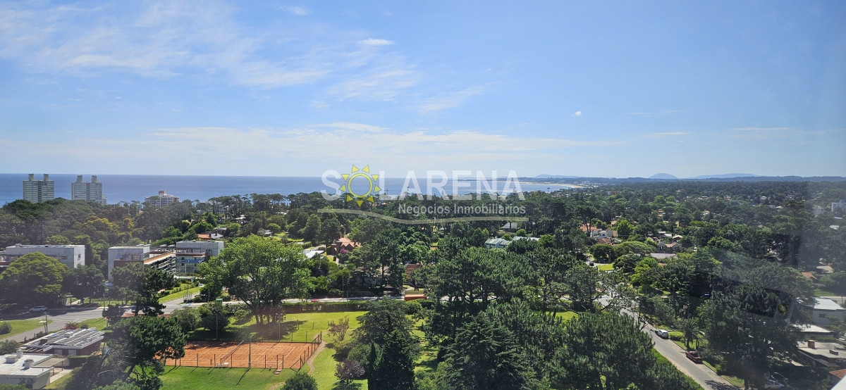 Apartamento ID.207 - Clasica torre, piso alto con vista hermosa a la Mansa