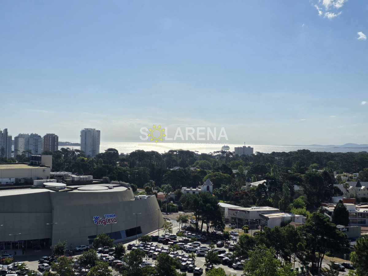 Apartamento ID.6475 - Torre de categoría con excelentes servicios 