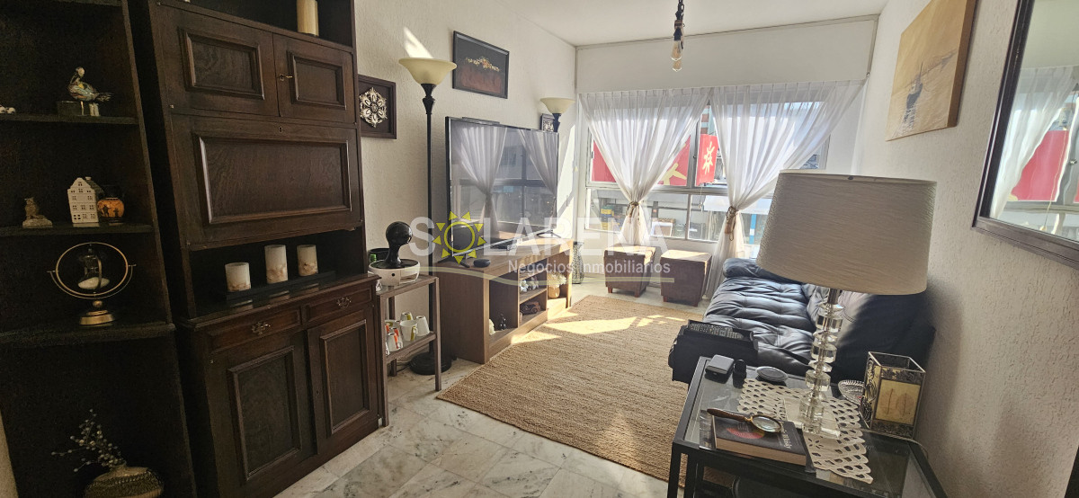 Apartamento ID.6533 - Hermoso apartamento en edificio bajo a dos cuadras de la playa