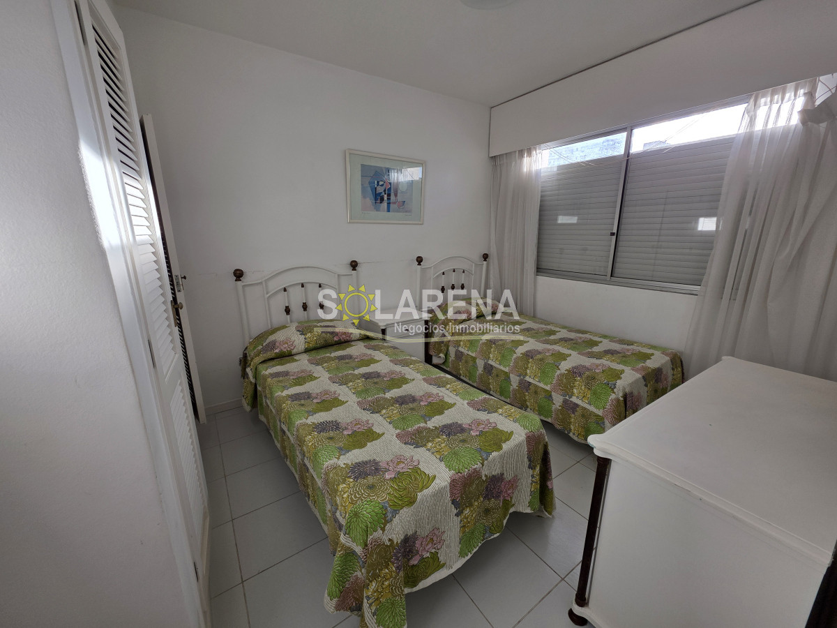 Apartamento ID.912 - EDIFICIO BAJO, PENT HOUSE DUPLEX A UNA CUADRA DEL MAR