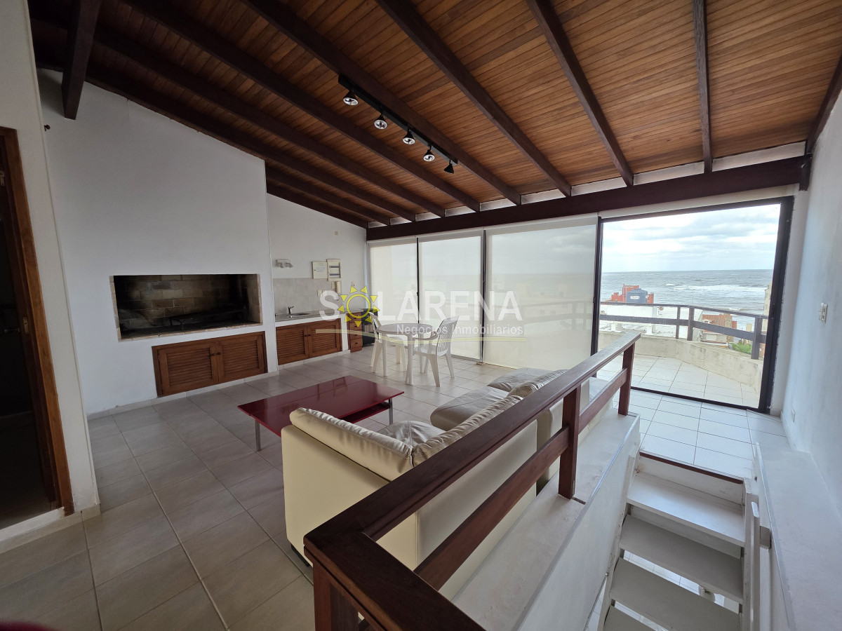 Apartamento ID.912 - EDIFICIO BAJO, PENT HOUSE DUPLEX A UNA CUADRA DEL MAR