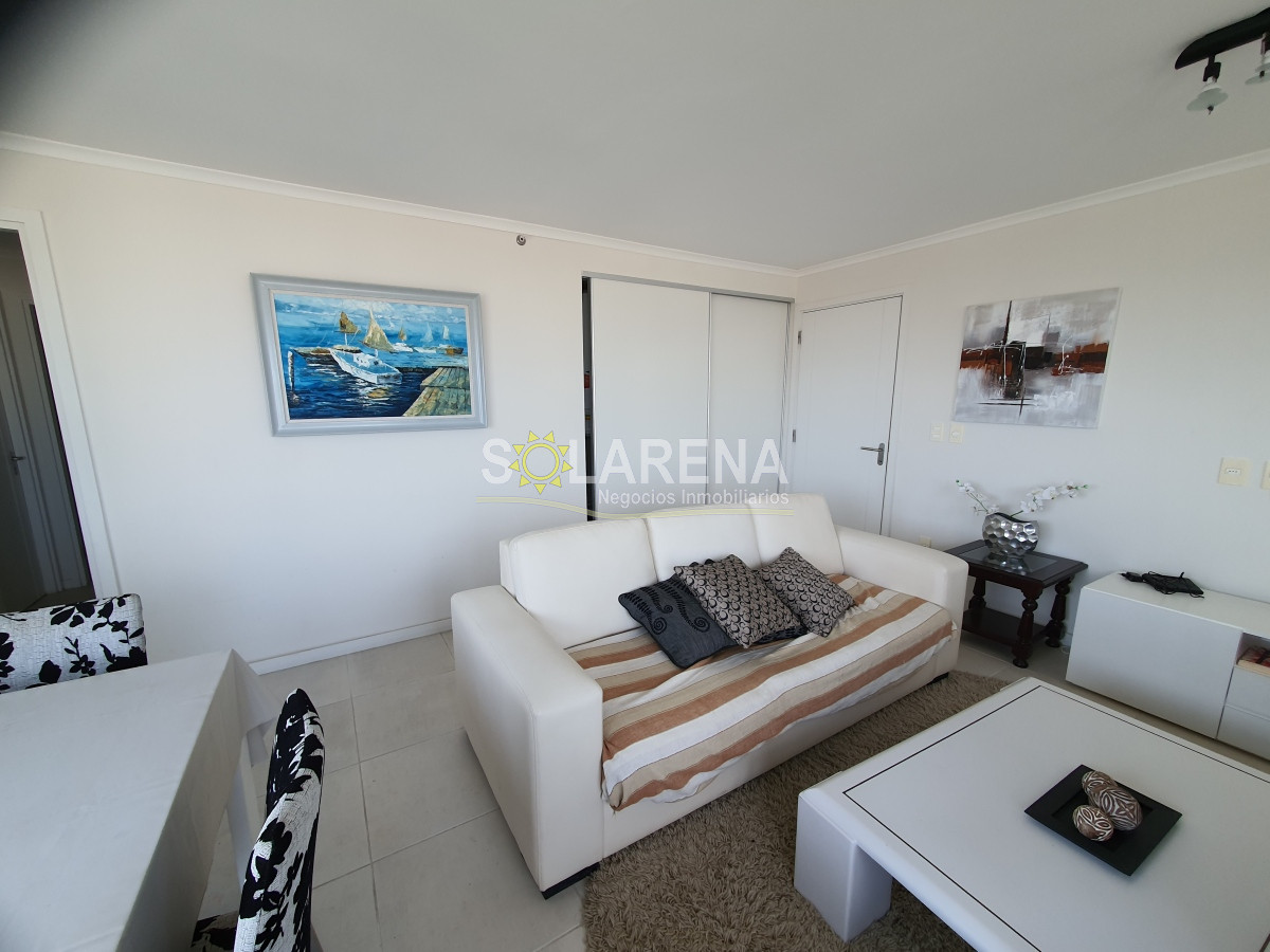 Apartamento ID.303 - Torre con muy buenos servicios 