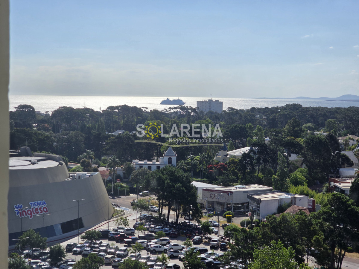 Apartamento ID.6475 - Torre de categoría con excelentes servicios 