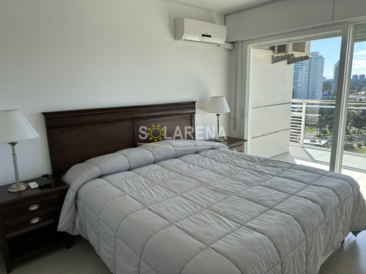Apartamento ID.929 - Torre de categoria a 3 cuadras de Hotel Conrad y 2 de la Brava