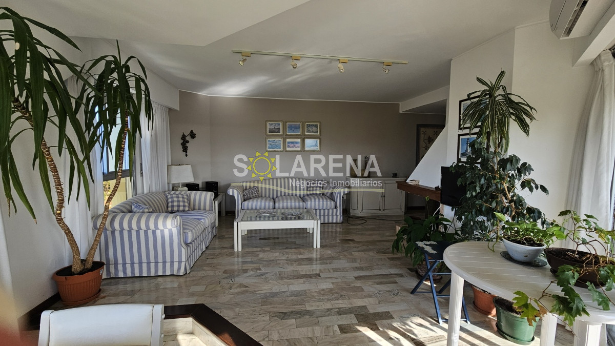 Apartamento ID.6475 - Torre de categoría con excelentes servicios 