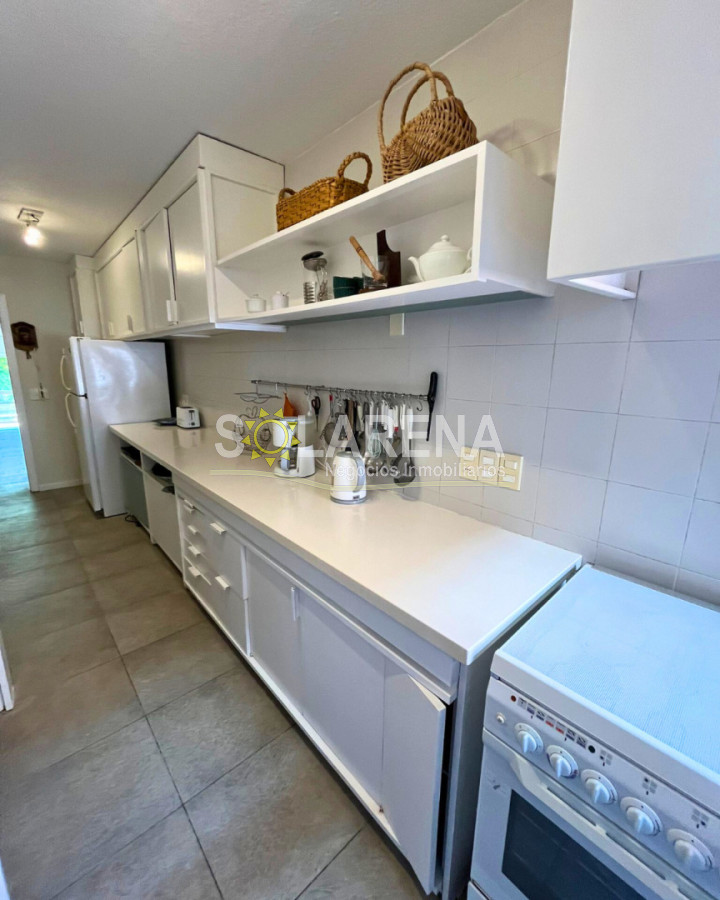 Apartamento ID.89 - Hermoso apartamento en edificio bajo a dos cuadras del puerto