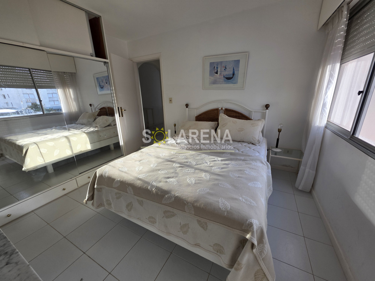 Apartamento ID.912 - EDIFICIO BAJO, PENT HOUSE DUPLEX A UNA CUADRA DEL MAR