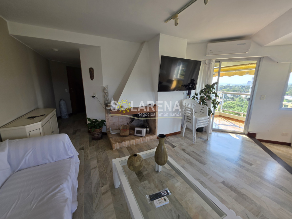 Apartamento ID.6475 - Torre de categoría con excelentes servicios 