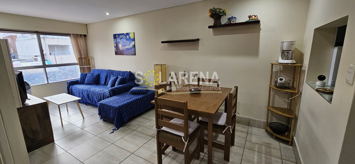Apartamento ID.853 - EDIFICIO BAJO A UNA CUADRA DE LA PLAYA
