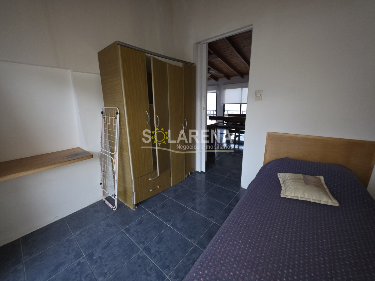 Apartamento ID.964 - EDIFICIO BAJO A UNA CUADRA DE LA PLAYA