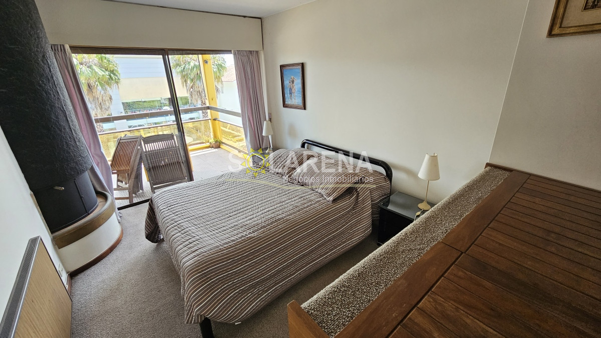 Apartamento ID.562 - Edificio bajo en zona puerto, amplio 