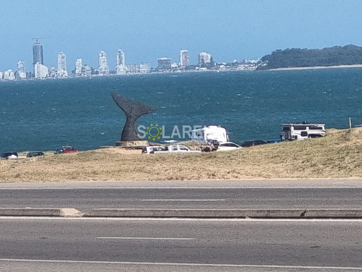 Apartamento ID.6544 - Edificio frente al mar