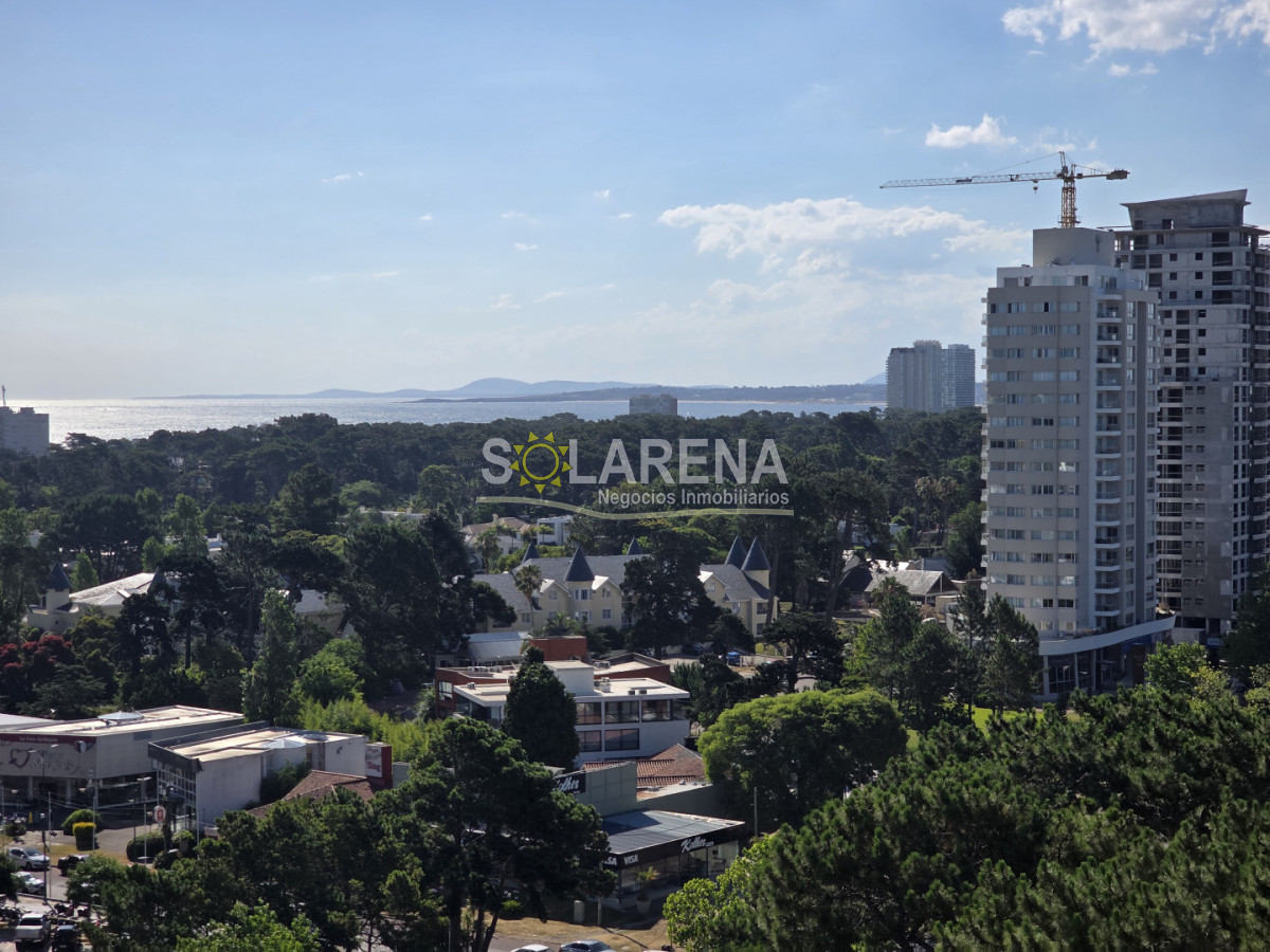 Apartamento ID.6475 - Torre de categoría con excelentes servicios 