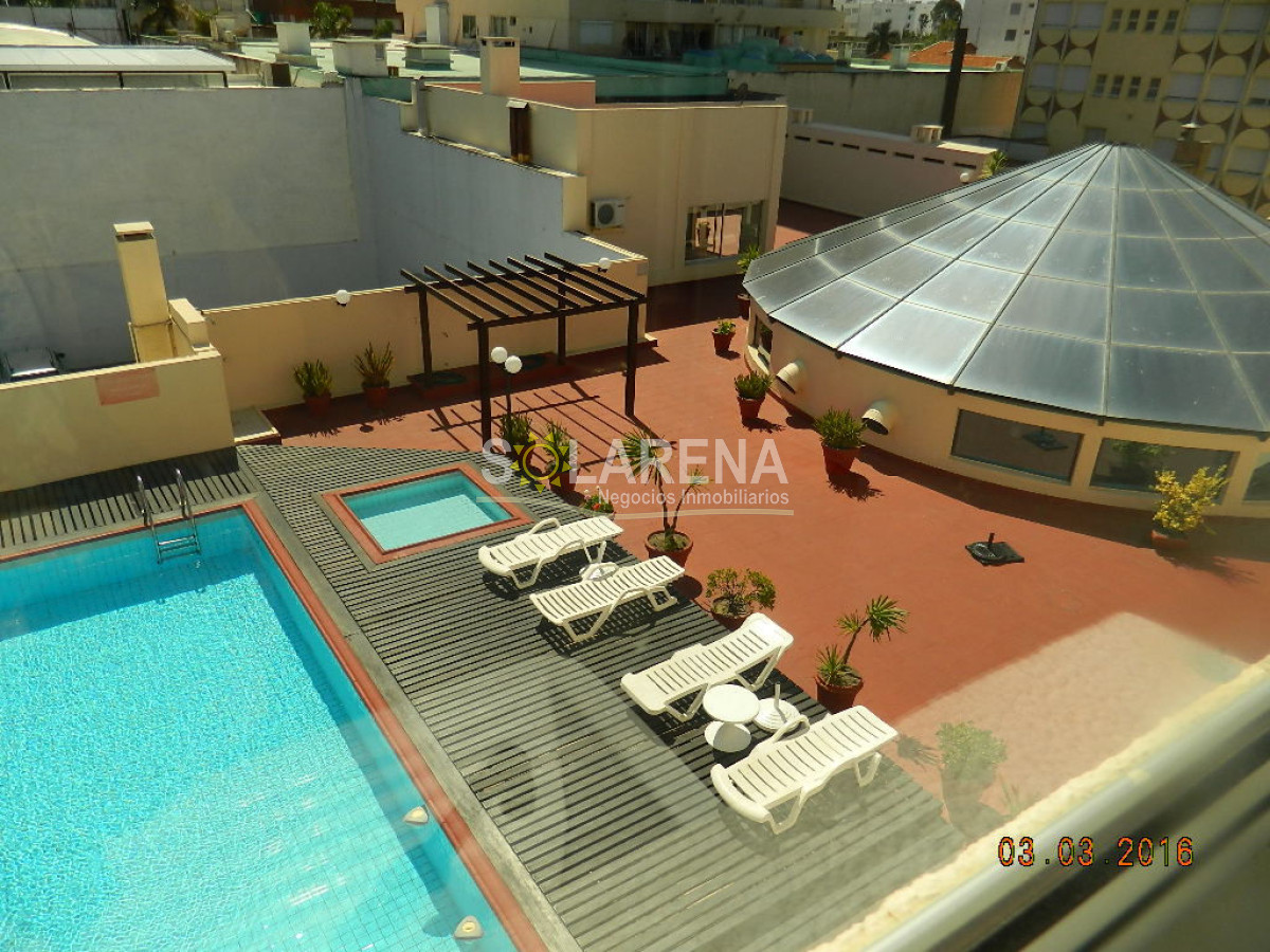 Apartamento ID.912 - EDIFICIO BAJO, PENT HOUSE DUPLEX A UNA CUADRA DEL MAR